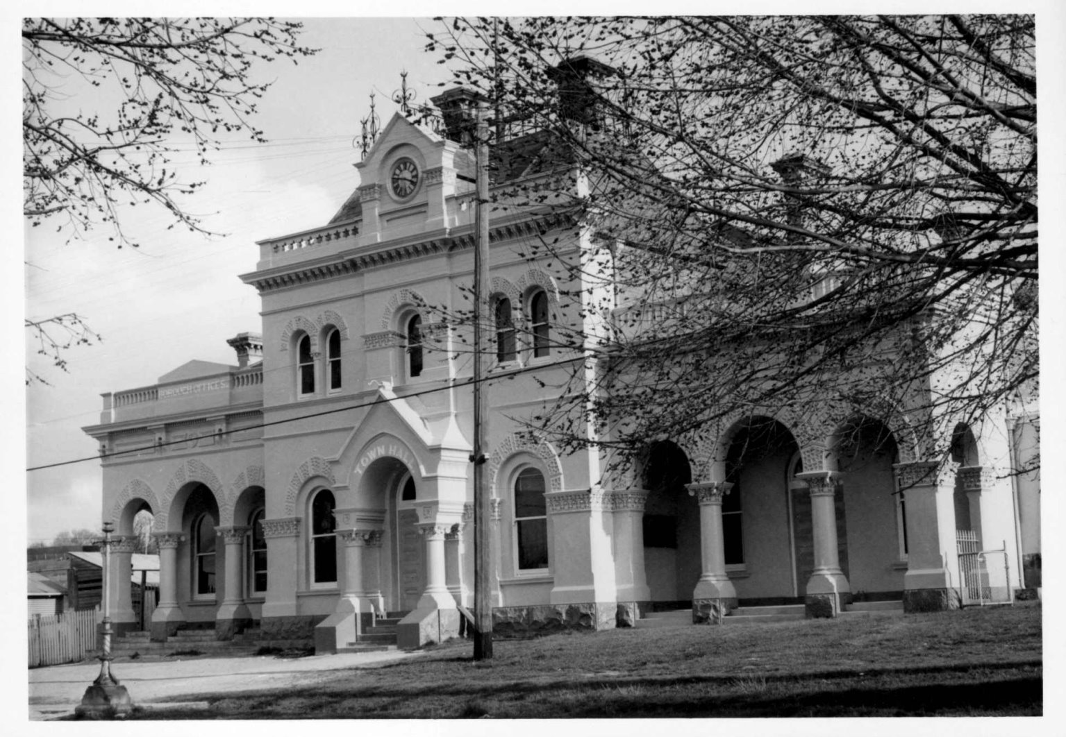 Clunes Town Hall